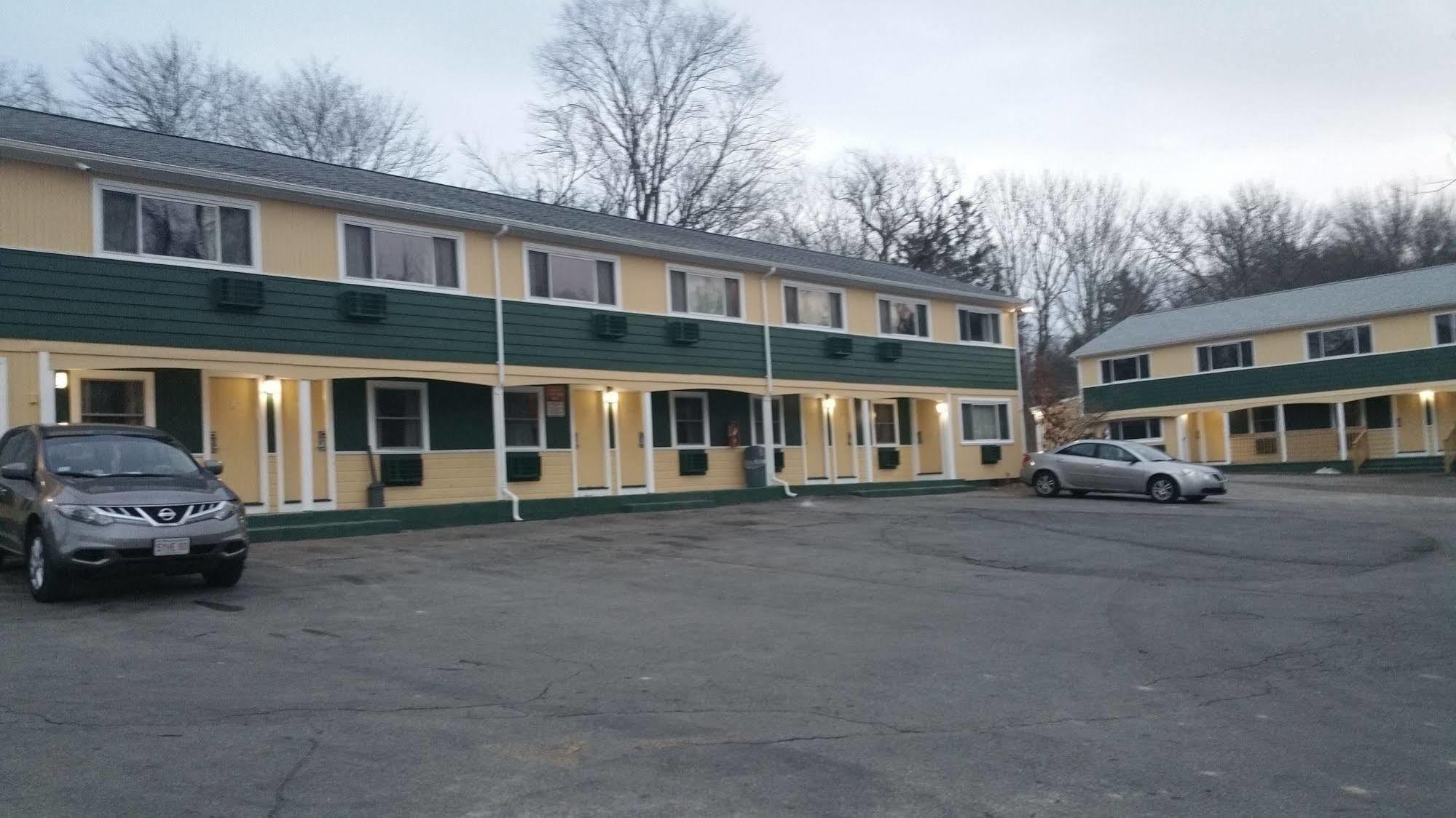 Dartmouth Motor Inn Exterior photo